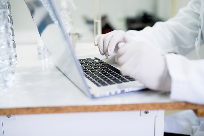 IAMQC interlaboratory peer program for Multichem ID-COVID19 quality controls